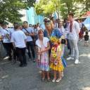 В Одесі влаштували мегамарш вишиванок та автопробіг до дня кримськотатарського прапору