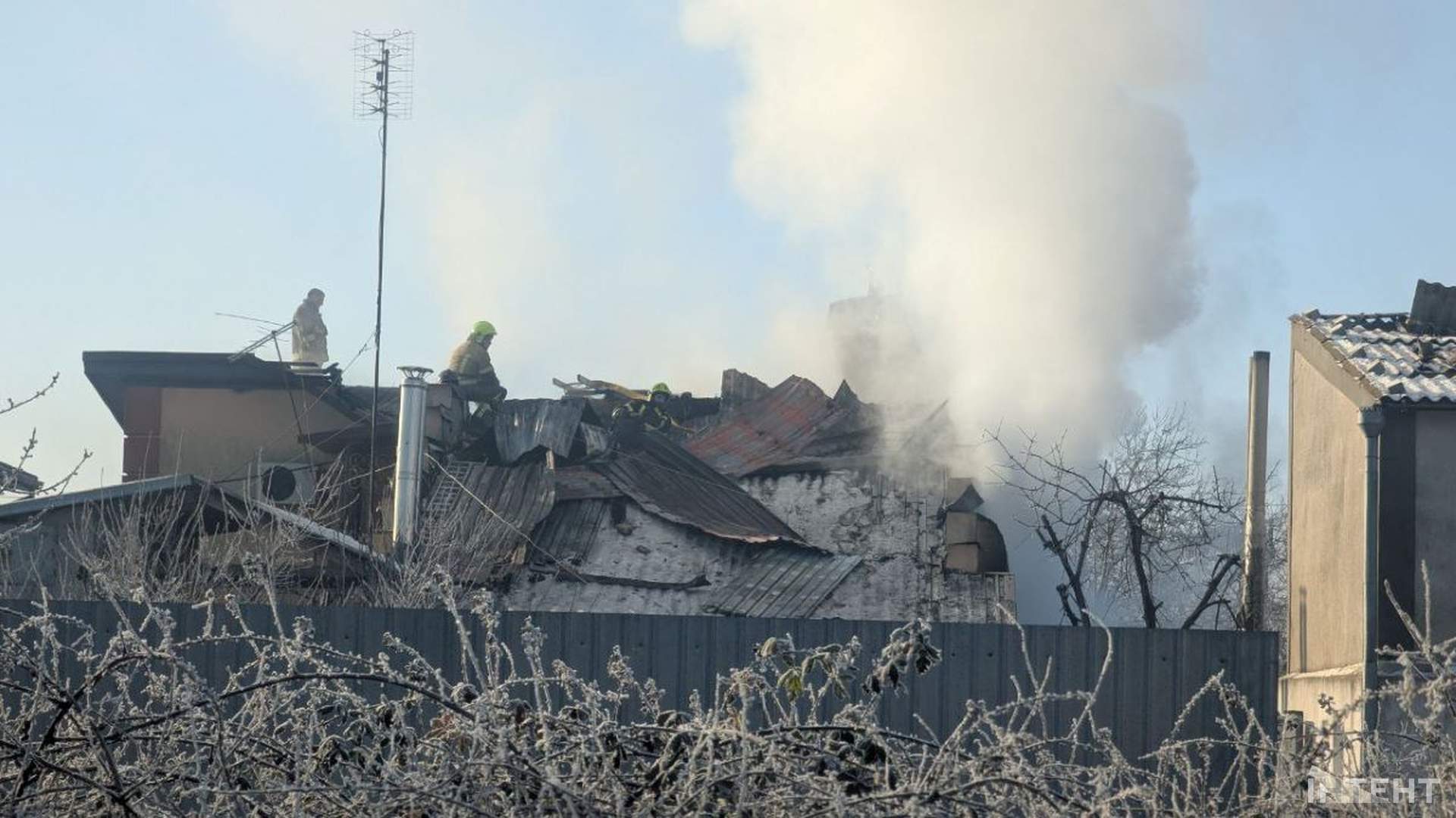 На Одещині через ворожу атаку постраждали будинки та склад