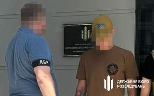 На Одещині ДБР розкрила схему наживи на військовозобовʼязаних і повідомила, хто її організатор
