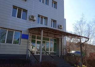 У Миколаєві вперше виставили на продаж протезний завод