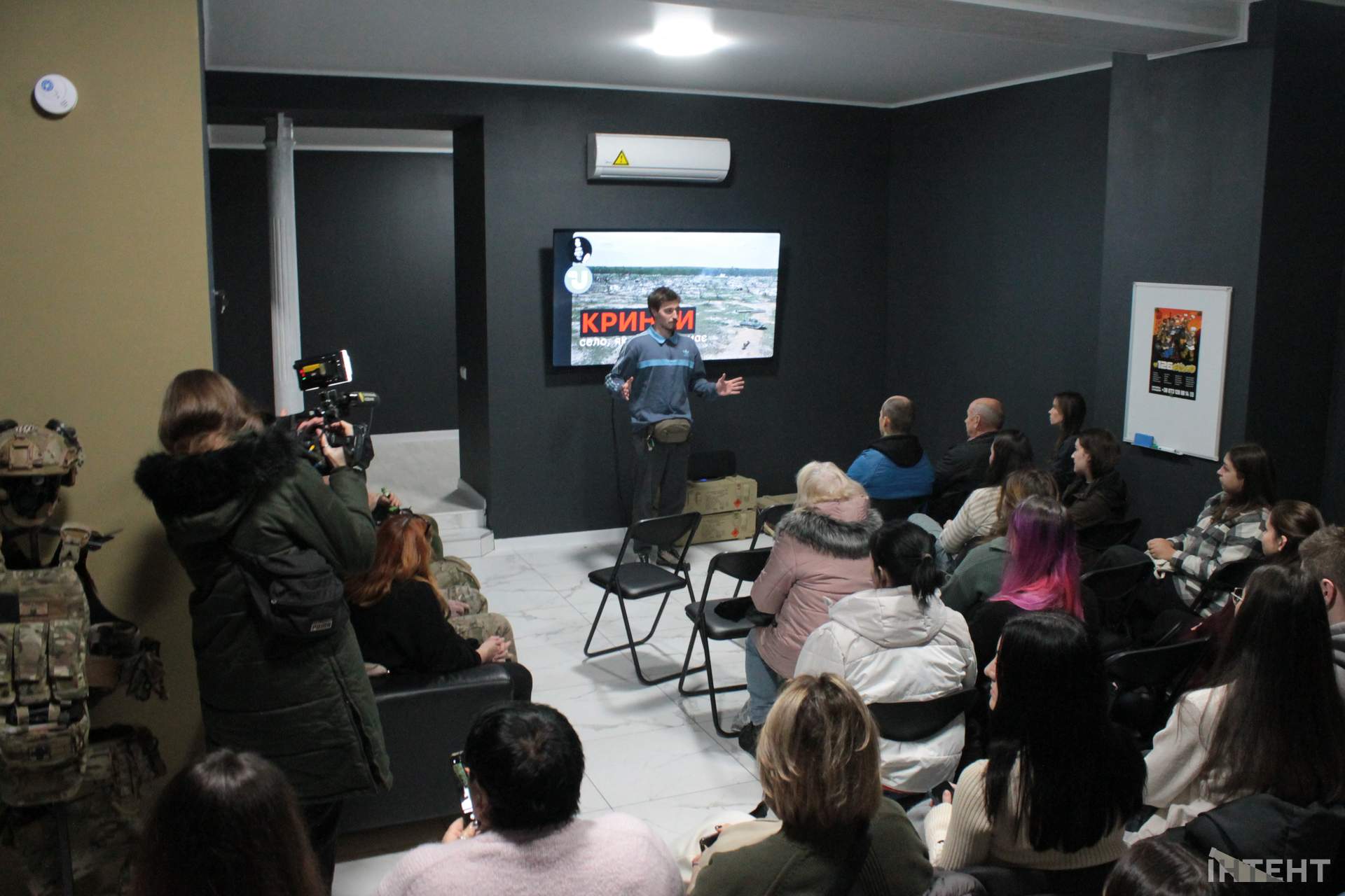 Рекрутинговий центр одеської бригади влаштував показ фільму про Кринки