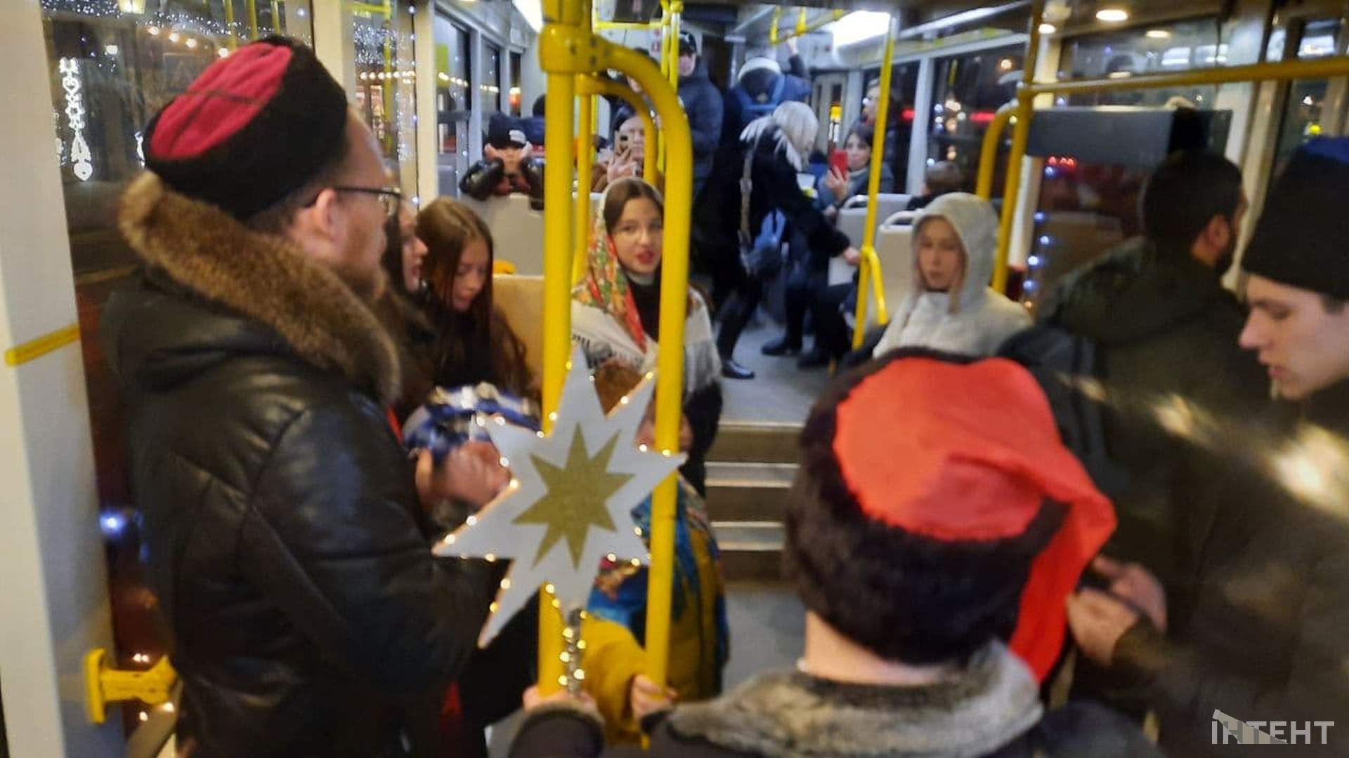 Різдвяний парад трамваїв та електробусів в Одесі