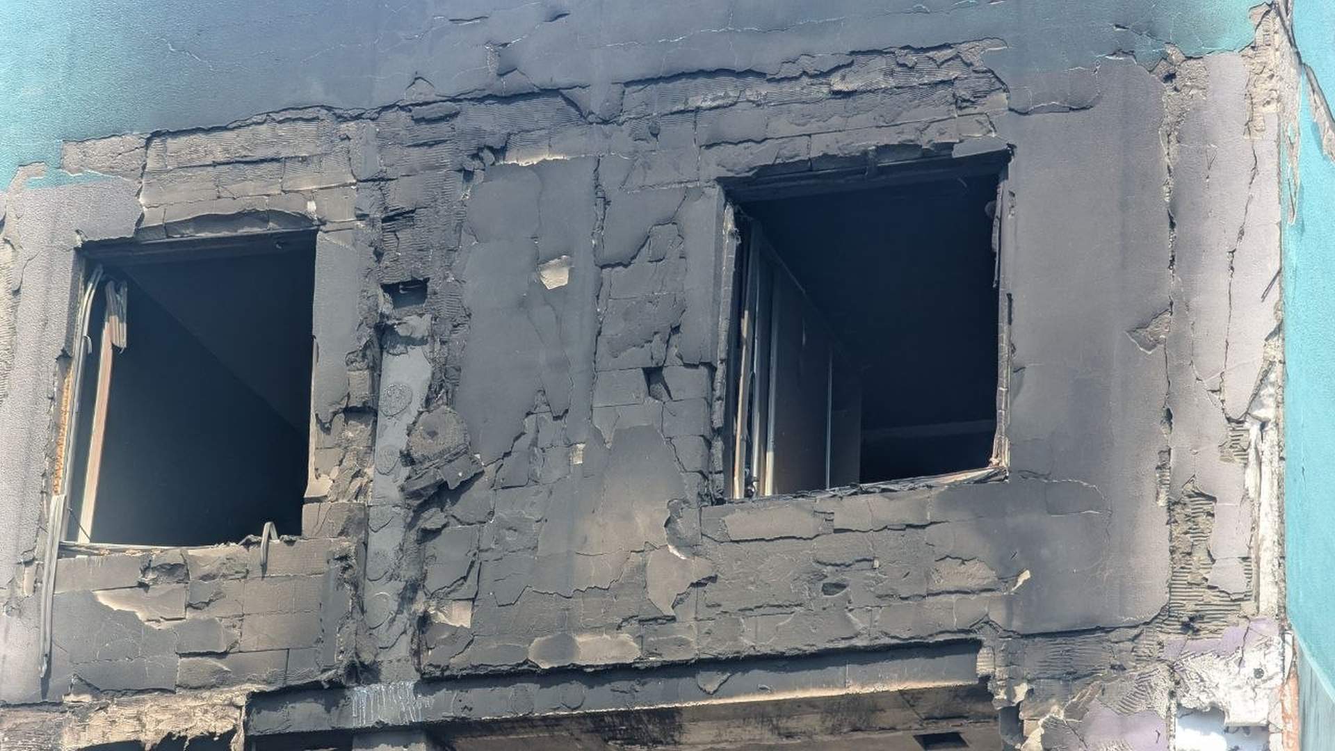 Ударні дрони ворога поцілили у багатоповерхівки в Одесі та порт в Ізмаїлі