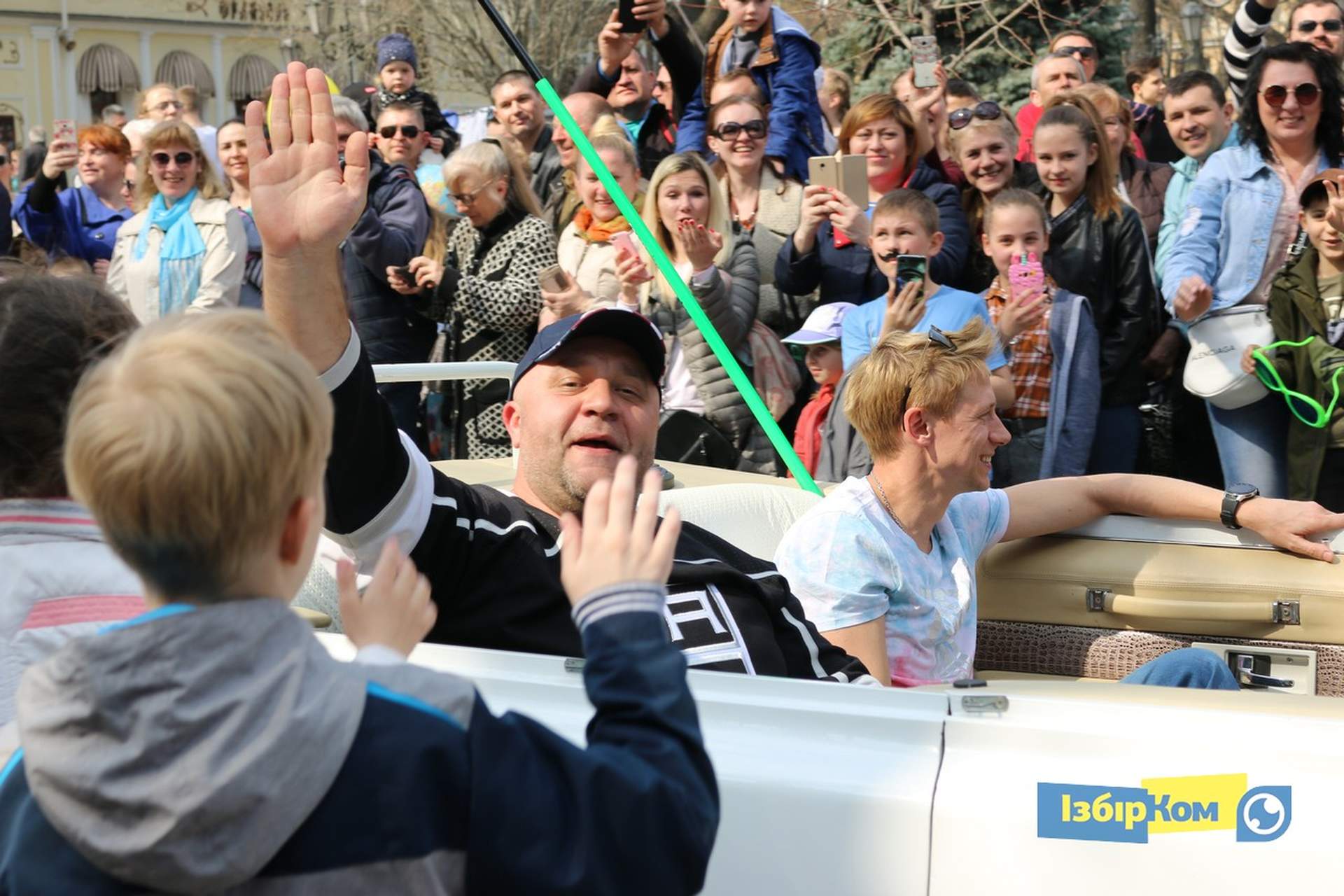 Парад Юморины 2019: зомби, клоуны и Чарли Чаплины