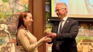 Ізмаїльський  "Regional Analytical Center" привіз на Одещину Голуба Миру