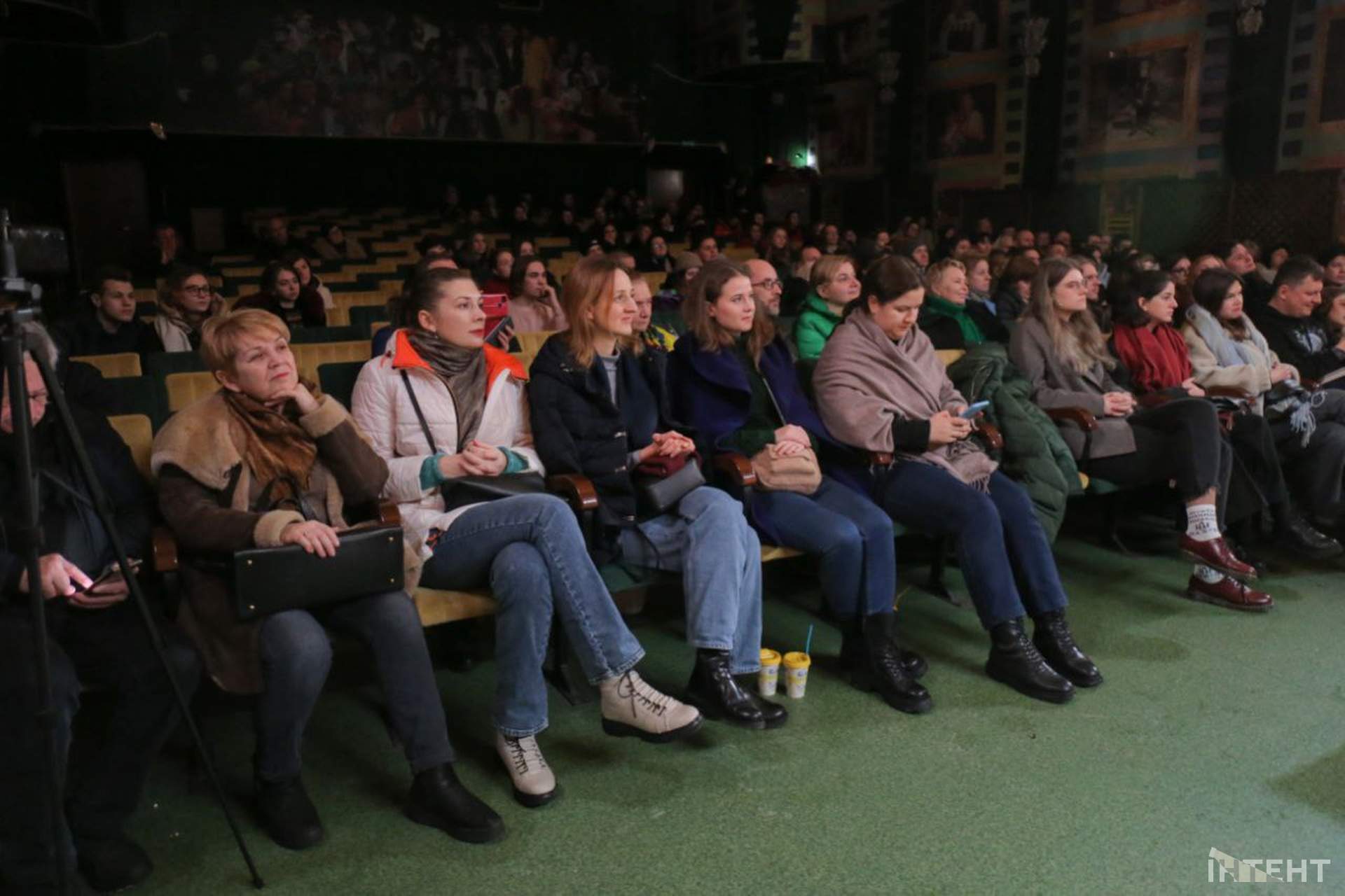 В Одесі відбулися читання та розмова за участі поета Андруховича