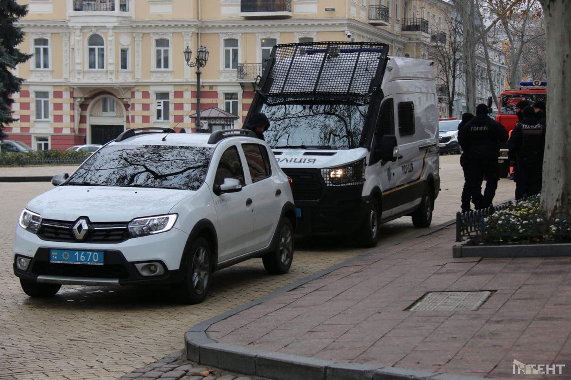Третя сесія Одеської міської ради в об'єктиві ІзбірКому