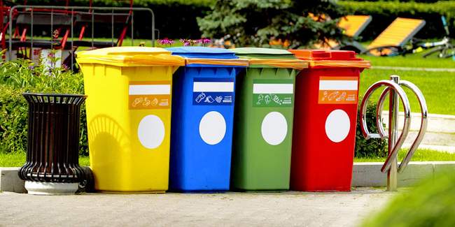 Сортировка мусора. ФОТО: smmalopolska.pl