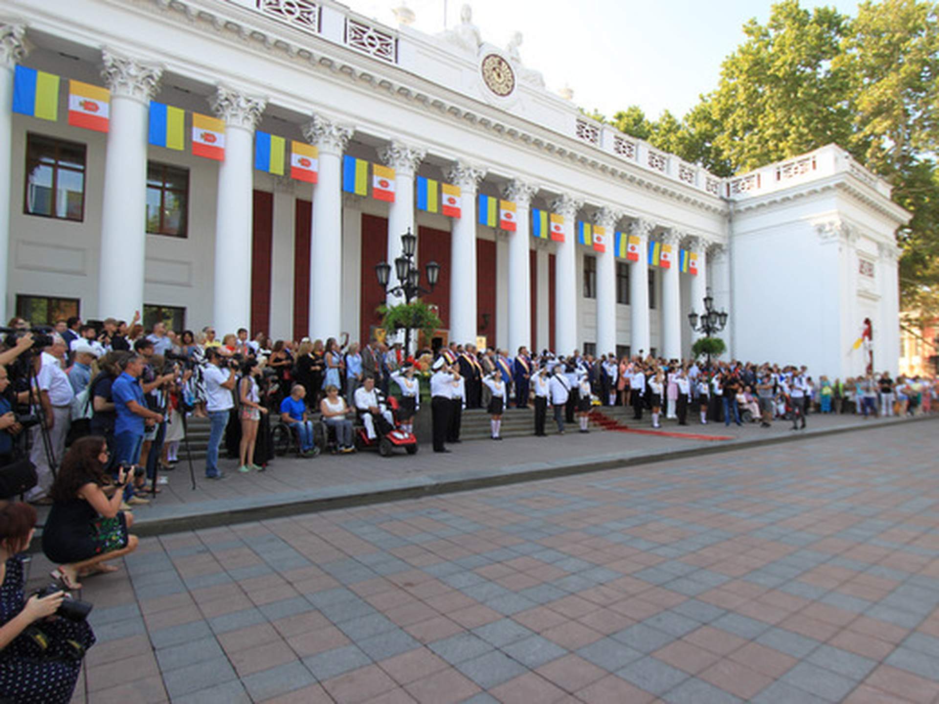 День города в Одессе: новые имена на Аллее Звезд  и открытие недостроенного Греческого парка