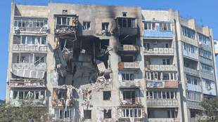 In Odesa, balcony of high-rise building affected by Russian attack collapses