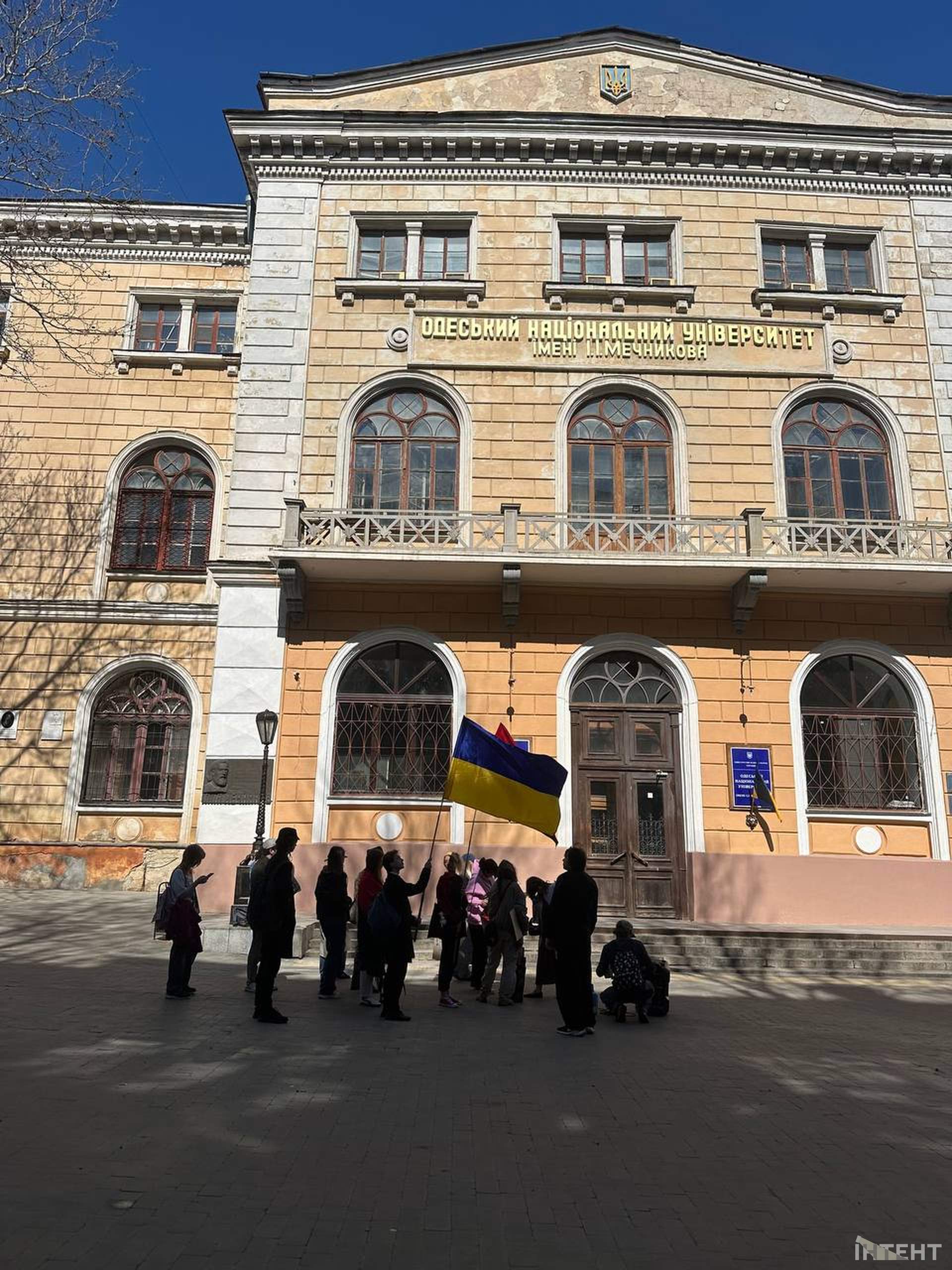 Викладач ОНУ Музичко сховався від службового розслідування