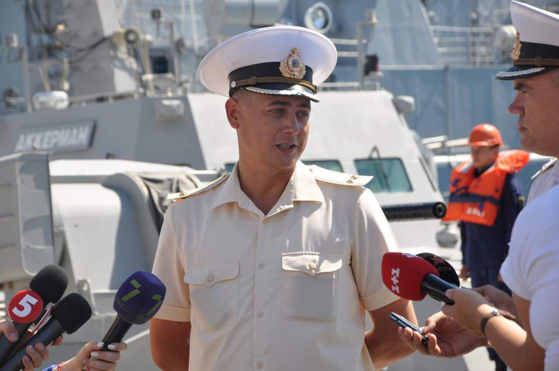 Минобороны испытывает у берегов Одессы два новых бронекатера