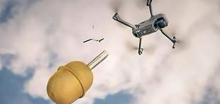 На Херсонщині росіяни скинули вибухівку на тракториста, який працював у полі