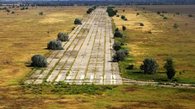 Директора авіакомпанії «Одеса» оголосили в розшук