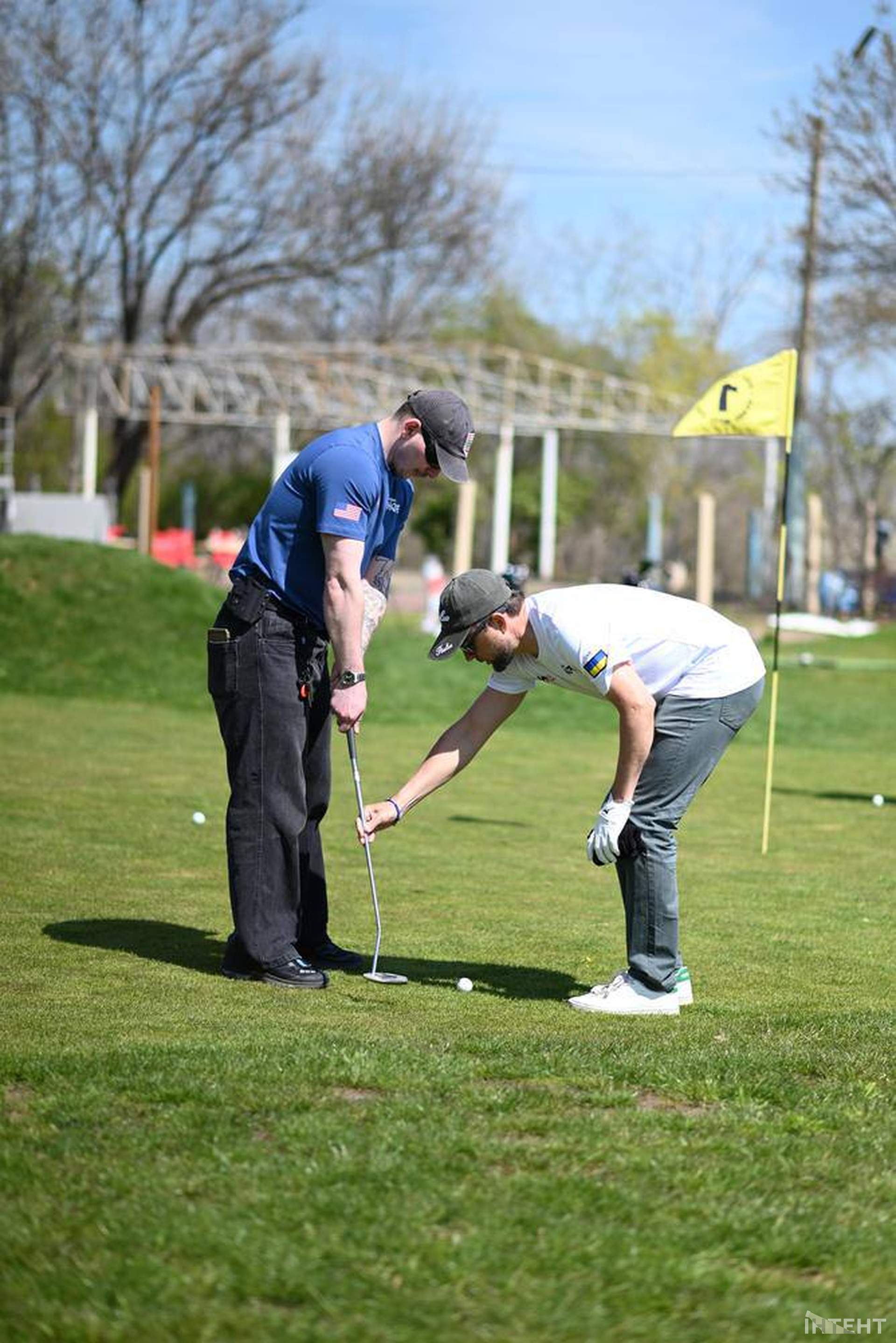 Одеських ветеранів познайомили з улюбленою грою Трампа