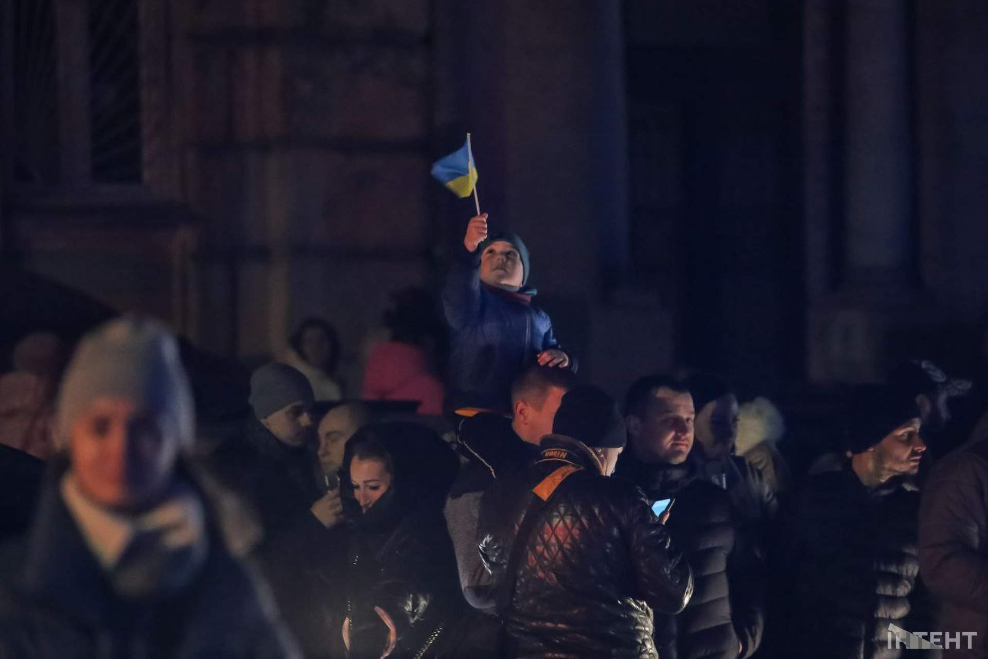 Швейцарський художник два дні поспіль розмальовує історичні будівлі в Одесі
