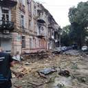 Вночі росіяни вбили в Одесі двох людей й поцілили в пологовий будинок