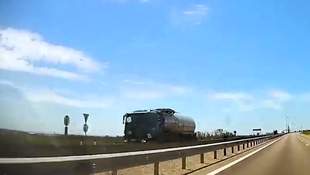 Армия рф транспортировала военную технику из Крыма через Херсонскую область