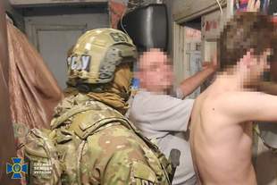 СБУ затримала в Одесі чоловіка, який доповідав ворогу про ППО через російських "журналістів"