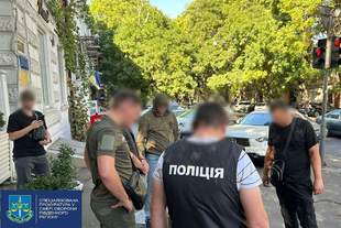 1500 доларів за переведення до небойової частини: на Одещині повідомили про підозру ексвійськовослужбовцю