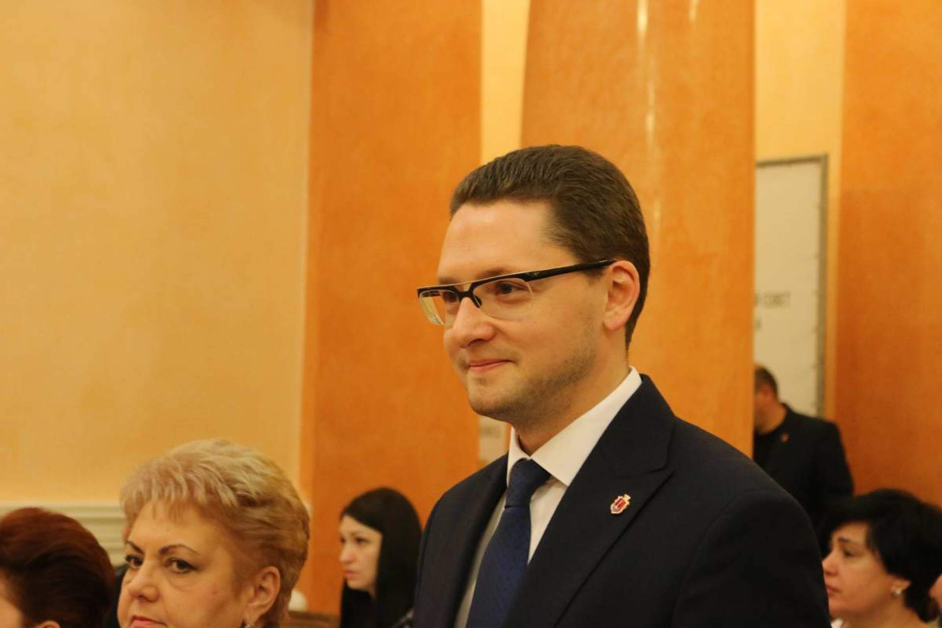 Сессия Одесского горсовета: "майдан" и переполненный зал