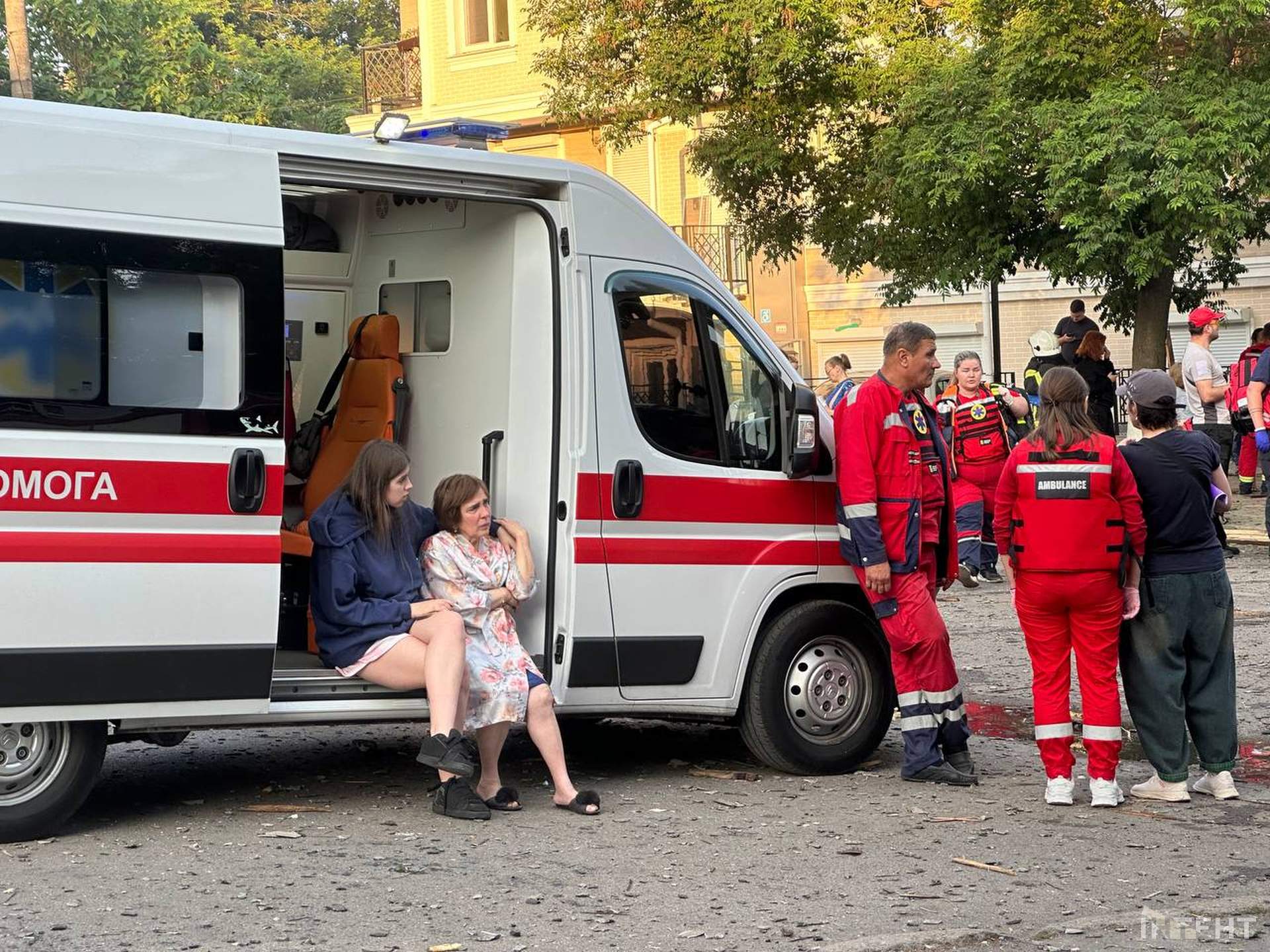 В Одесі дронами влучили в інклюзивний центр та дитсадок, 17 людей отримали поранення