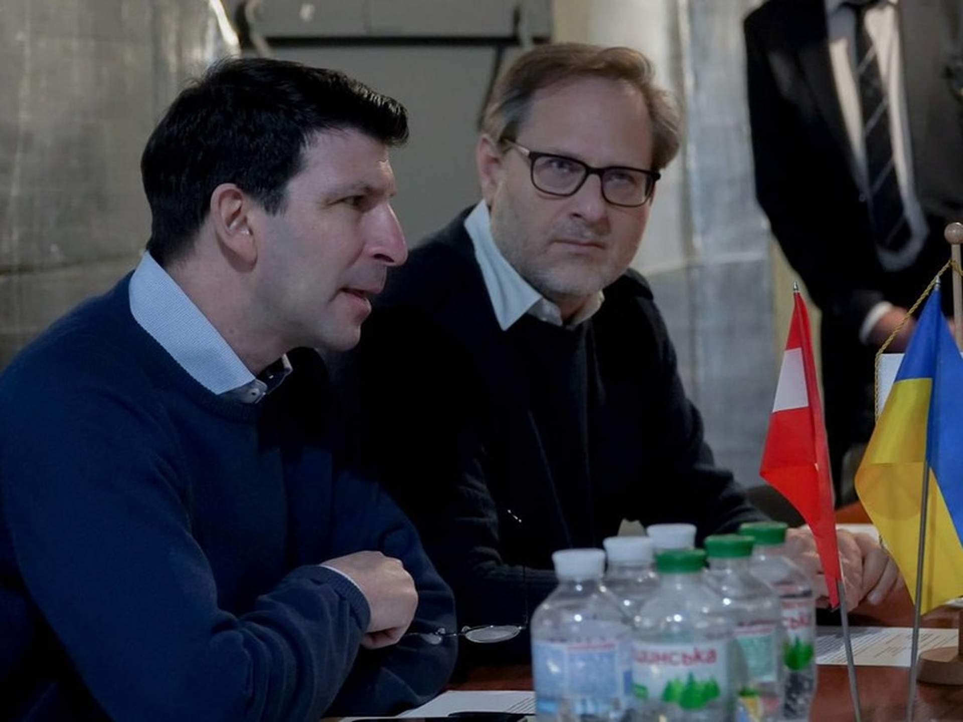 Посол Австрії відвідав Миколаїв та передав генератори для освітян