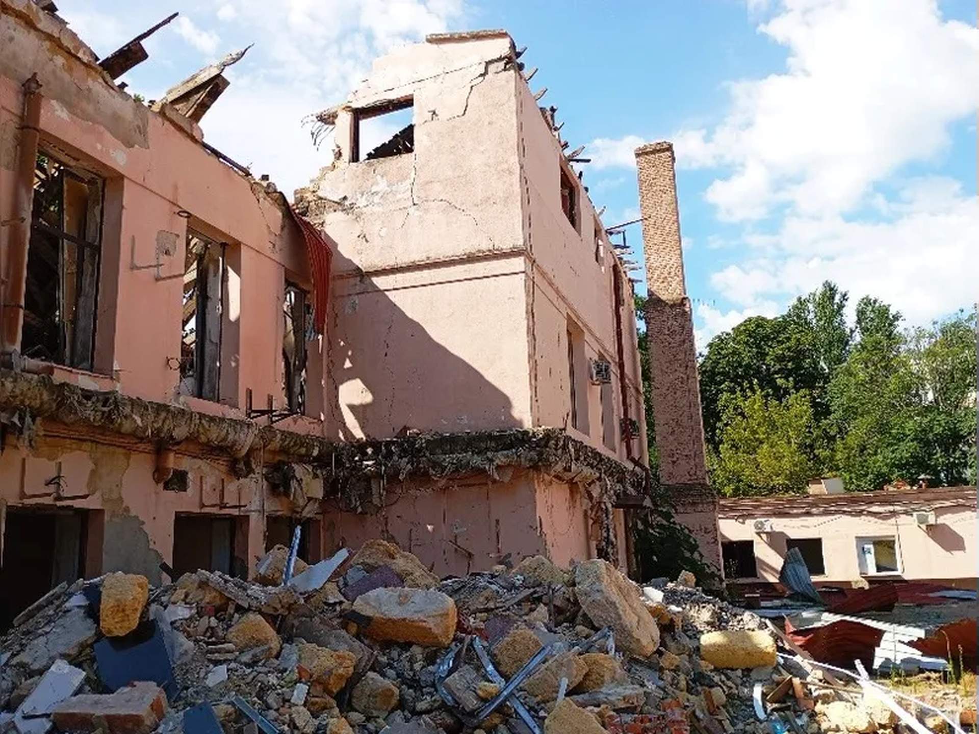 Зруйновані росіянами будівлі в Одесі виставили на продаж за 24 мільйона