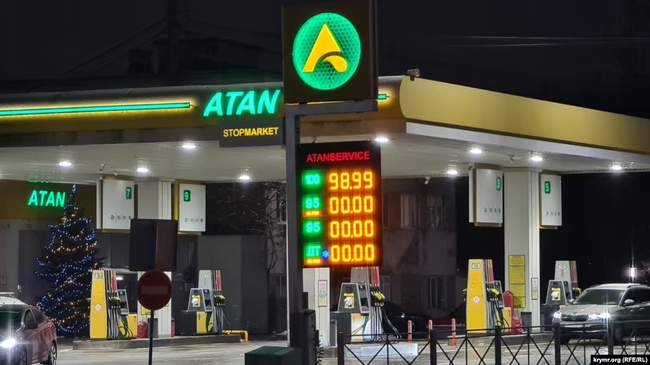 Відсутність дизелю у Сімферополі. ФОТО: Крим.Реалії