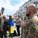 Лампадки, стрічки та хода пам’яті: в Одесі відбулася акція до Дня вишиванки