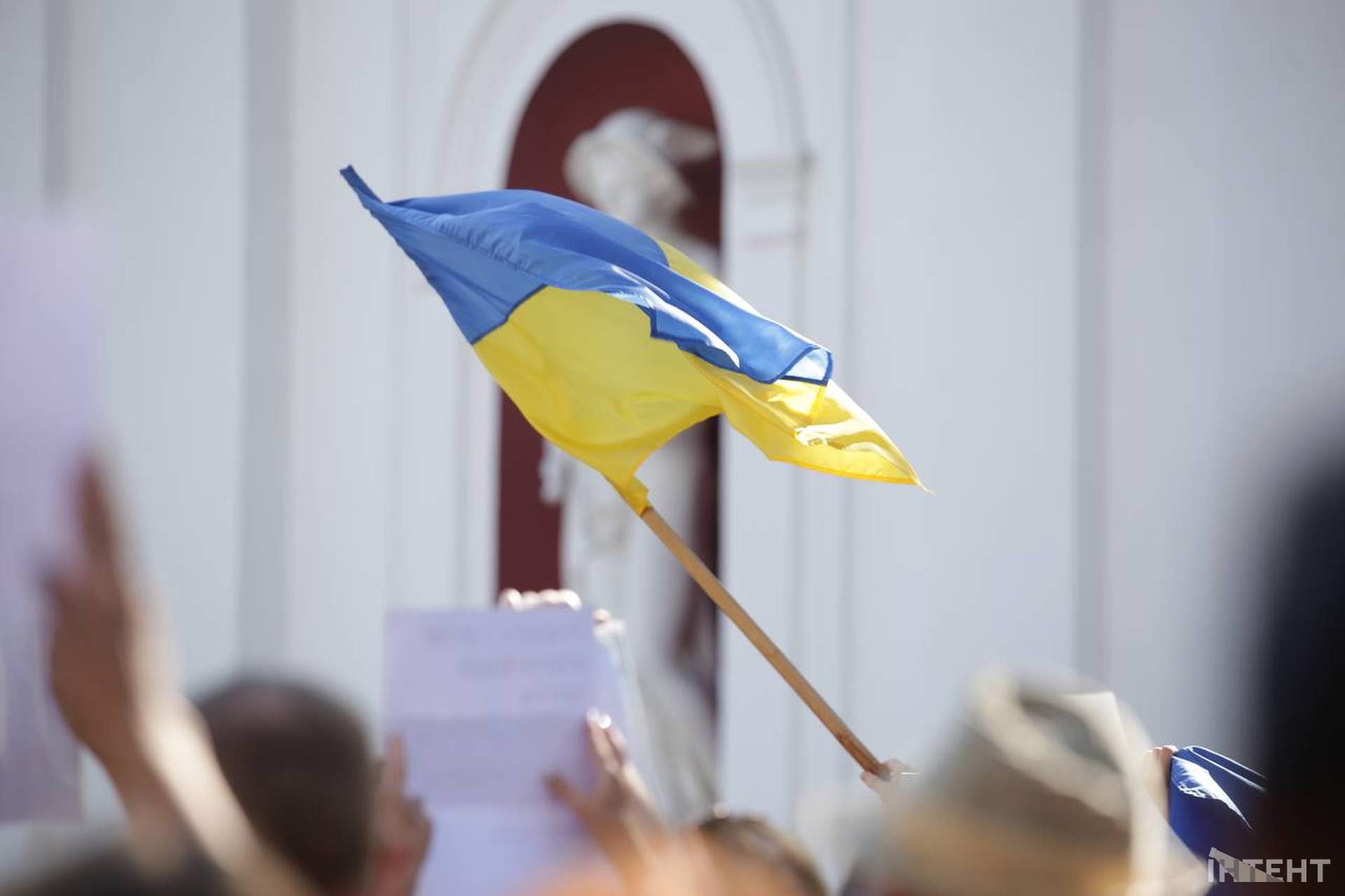 Гєна виходь: одесити шостий день поспіль мітингували під будівлею мерії