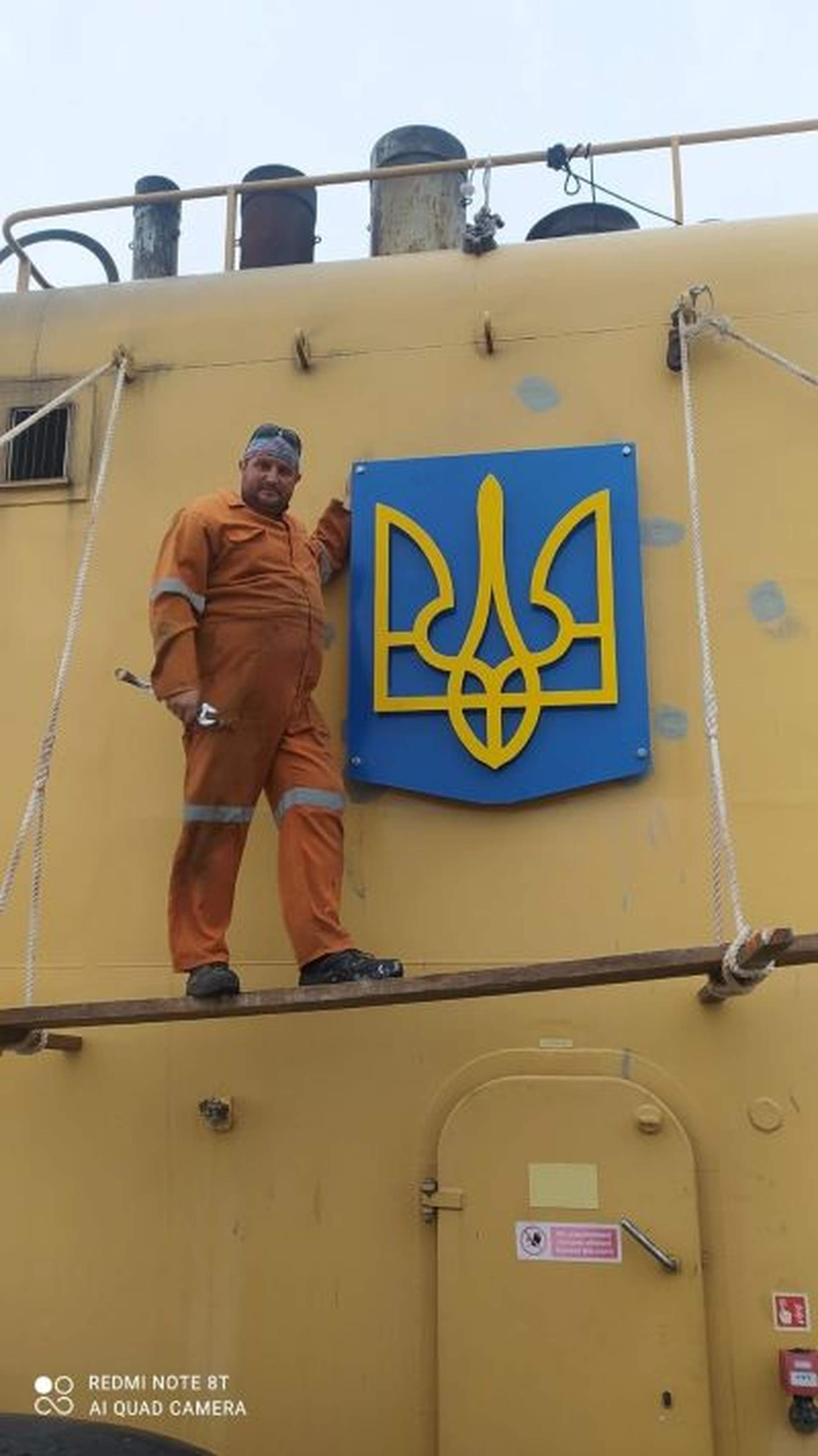 Криголам "Ноосфера" почав другий антарктичний сезон під українським прапором