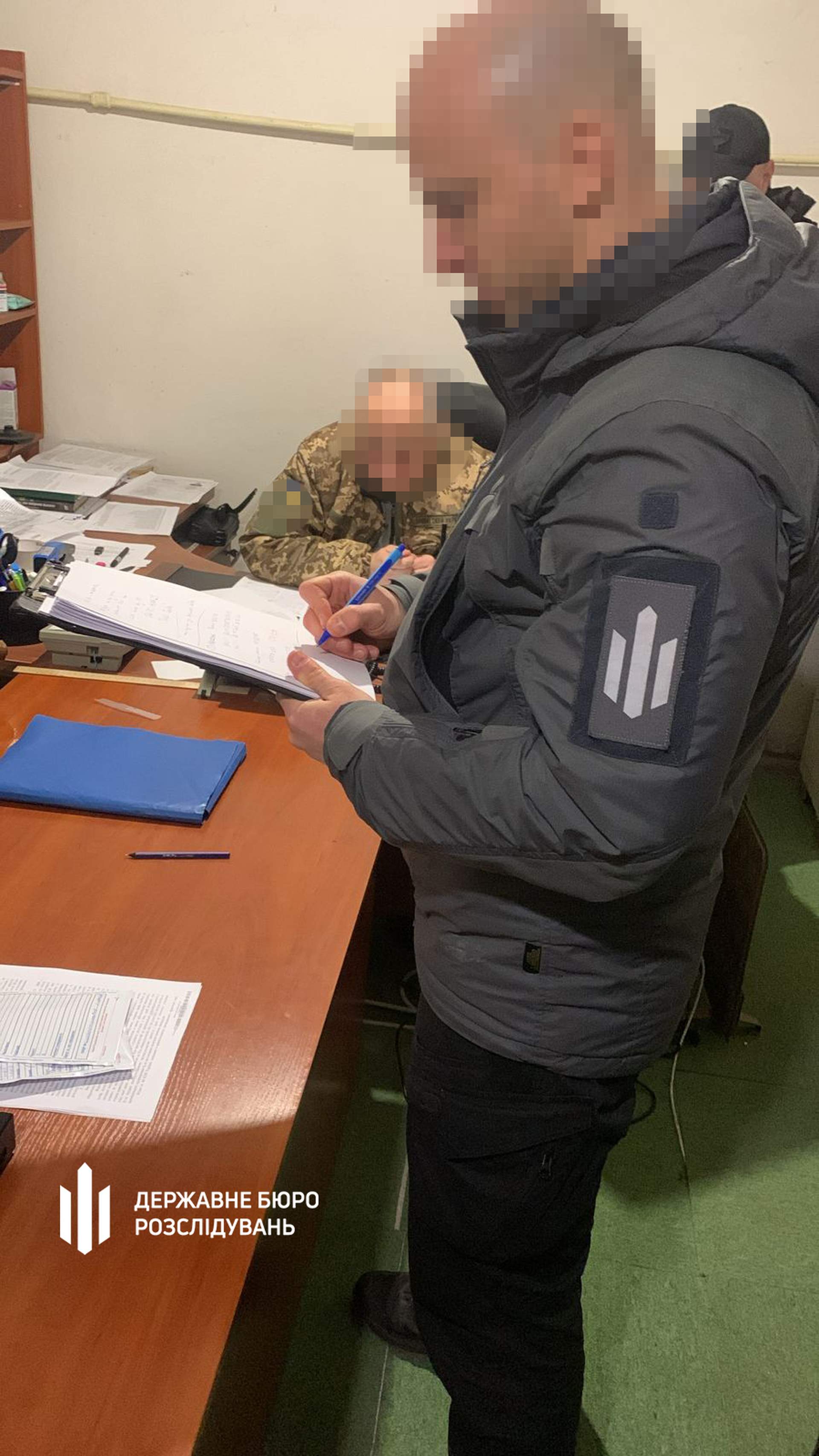 На Херсонщині затримали офіцерів, які вимагали гроші з військових