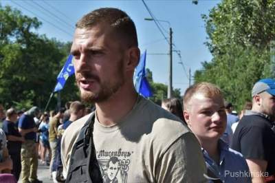 Полиция расследует стрельбу в лидера общественной организации на Куликовом поле в Одессе