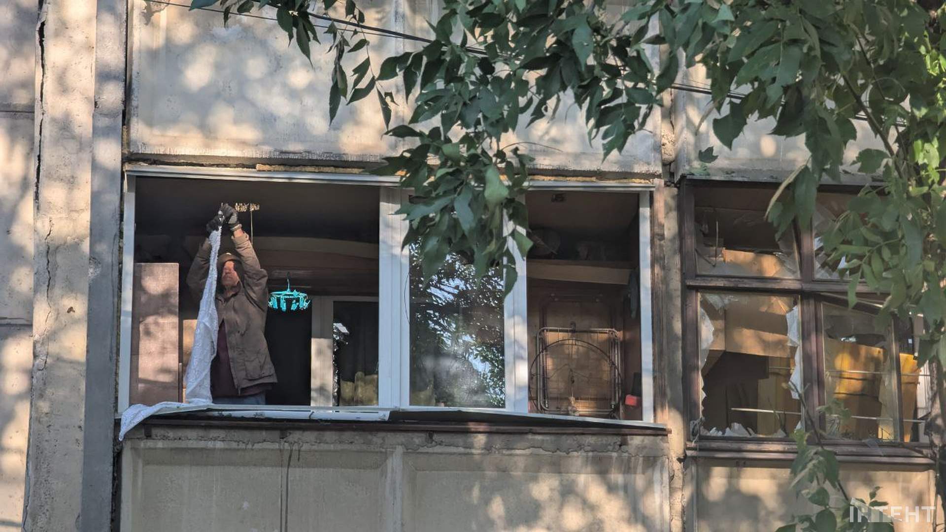 Палац спорту та три людини постраждали в Одесі від російської атаки