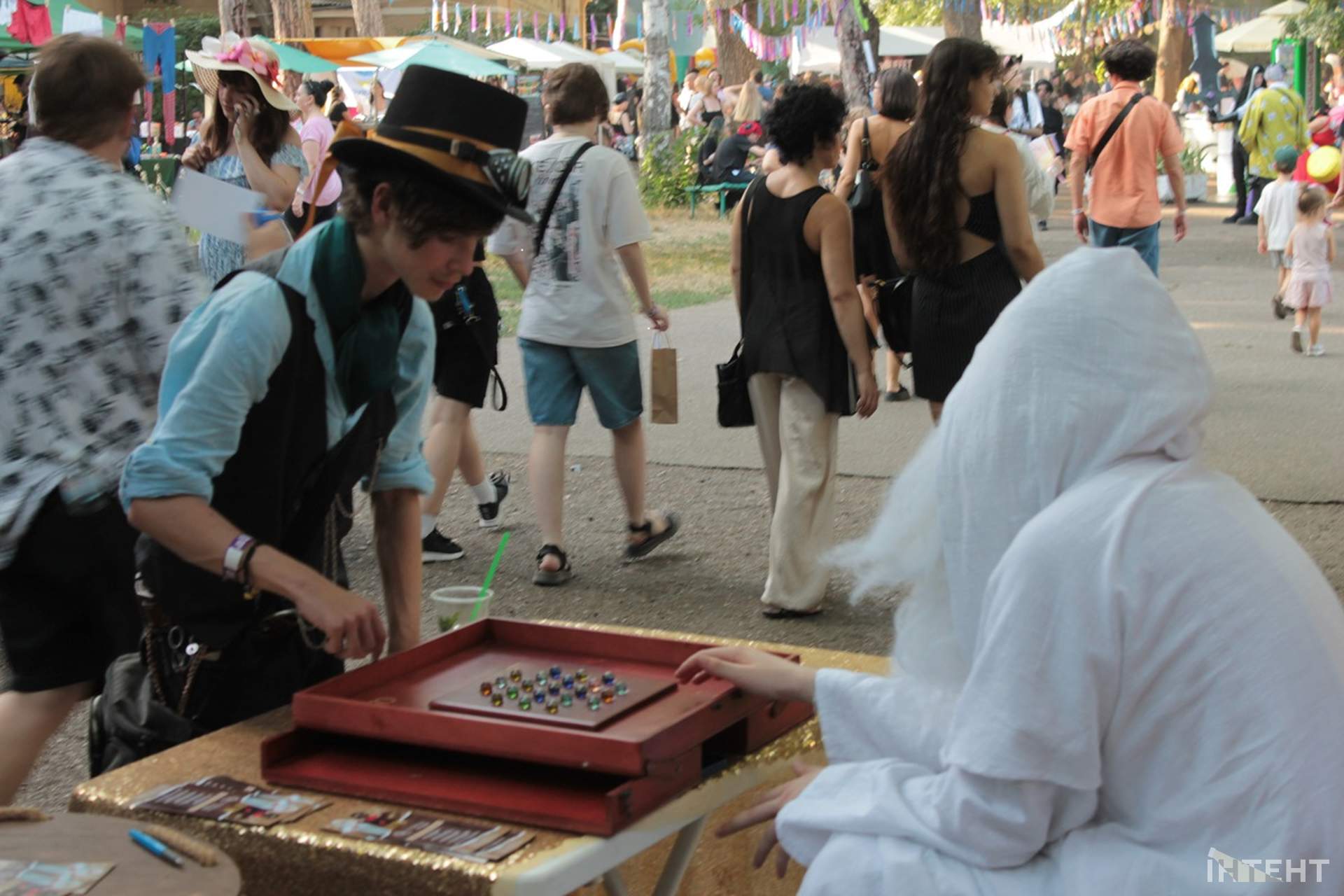 Супергерої, лицарі та казкові персонажі влаштували фестиваль в Одесі