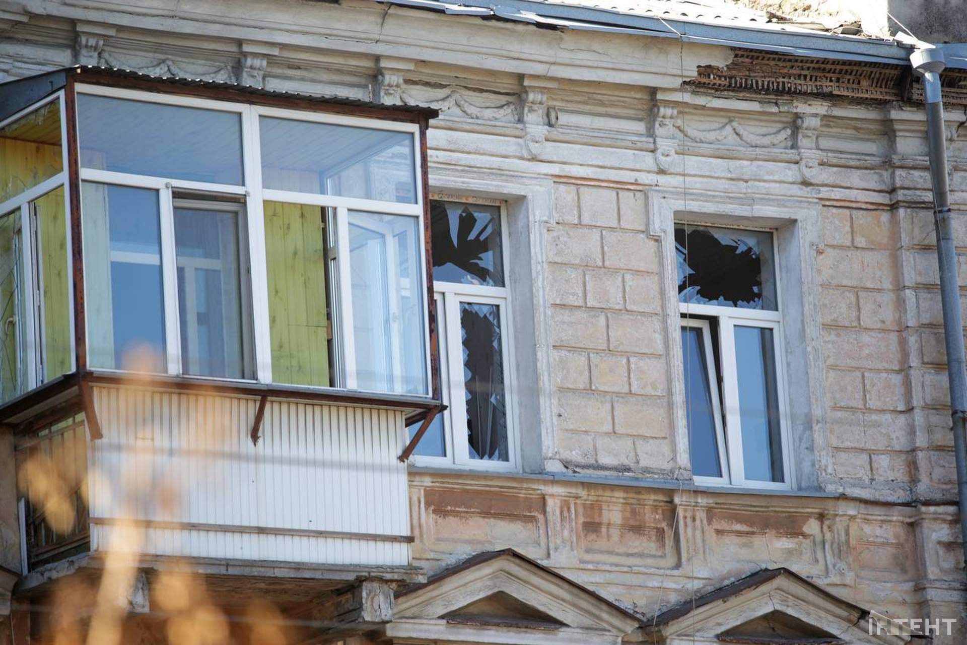 Одеський художній музей після "привітання" від росіян у світлинах Інтента