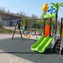 У Доброславі відкрили дитячий майданчик