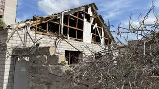 Enemy fire damages 10 private houses in Kherson region