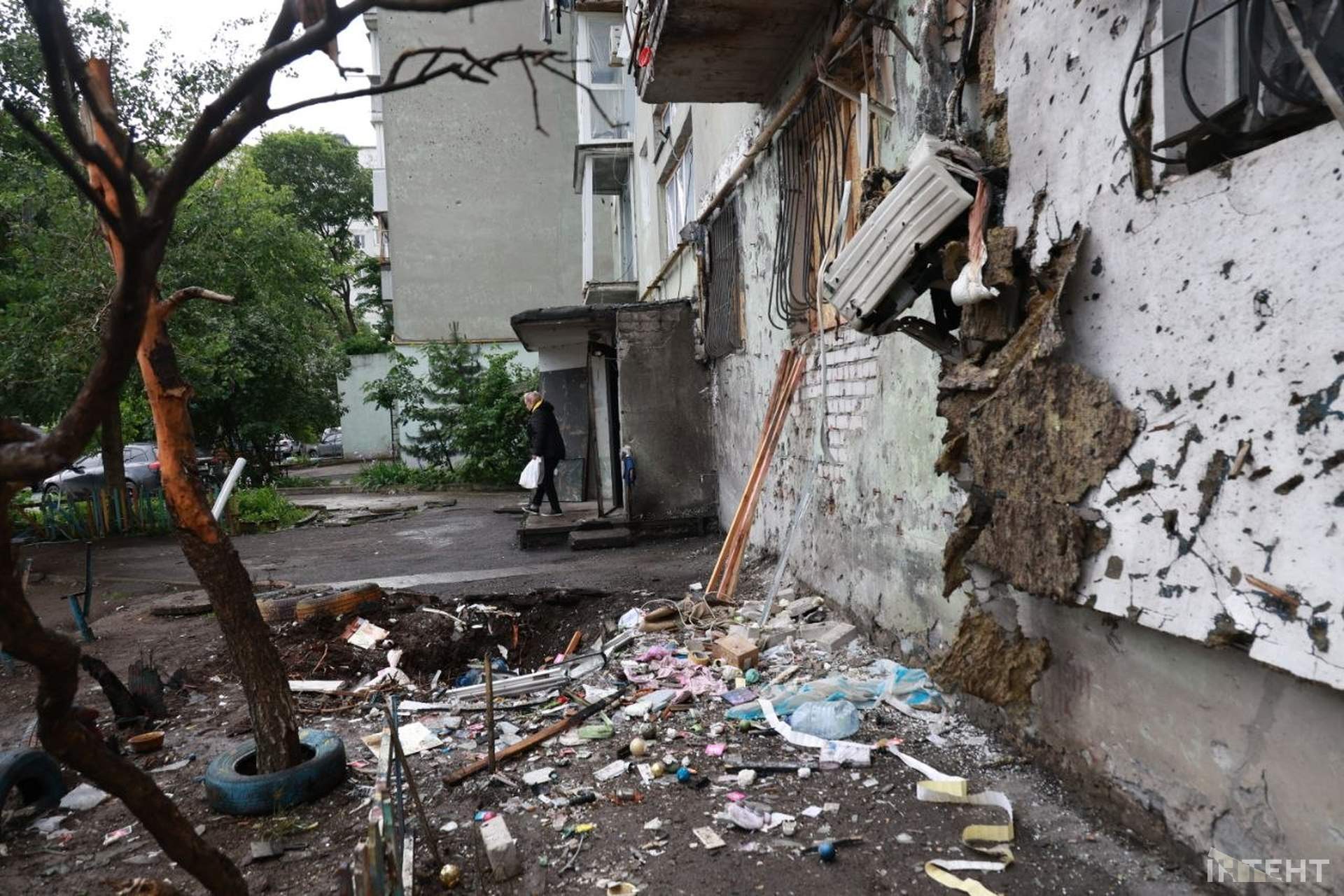 Внаслідок двох нічних атак в Одесі постраждали п'ять людей