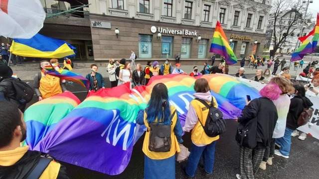 Тисячі людей взяли участь у столичному Маршу рівності