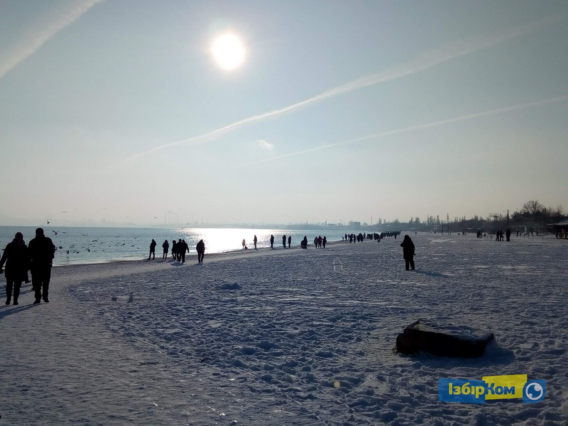 Снег в Одессе: катание на санках и прогулки к морю