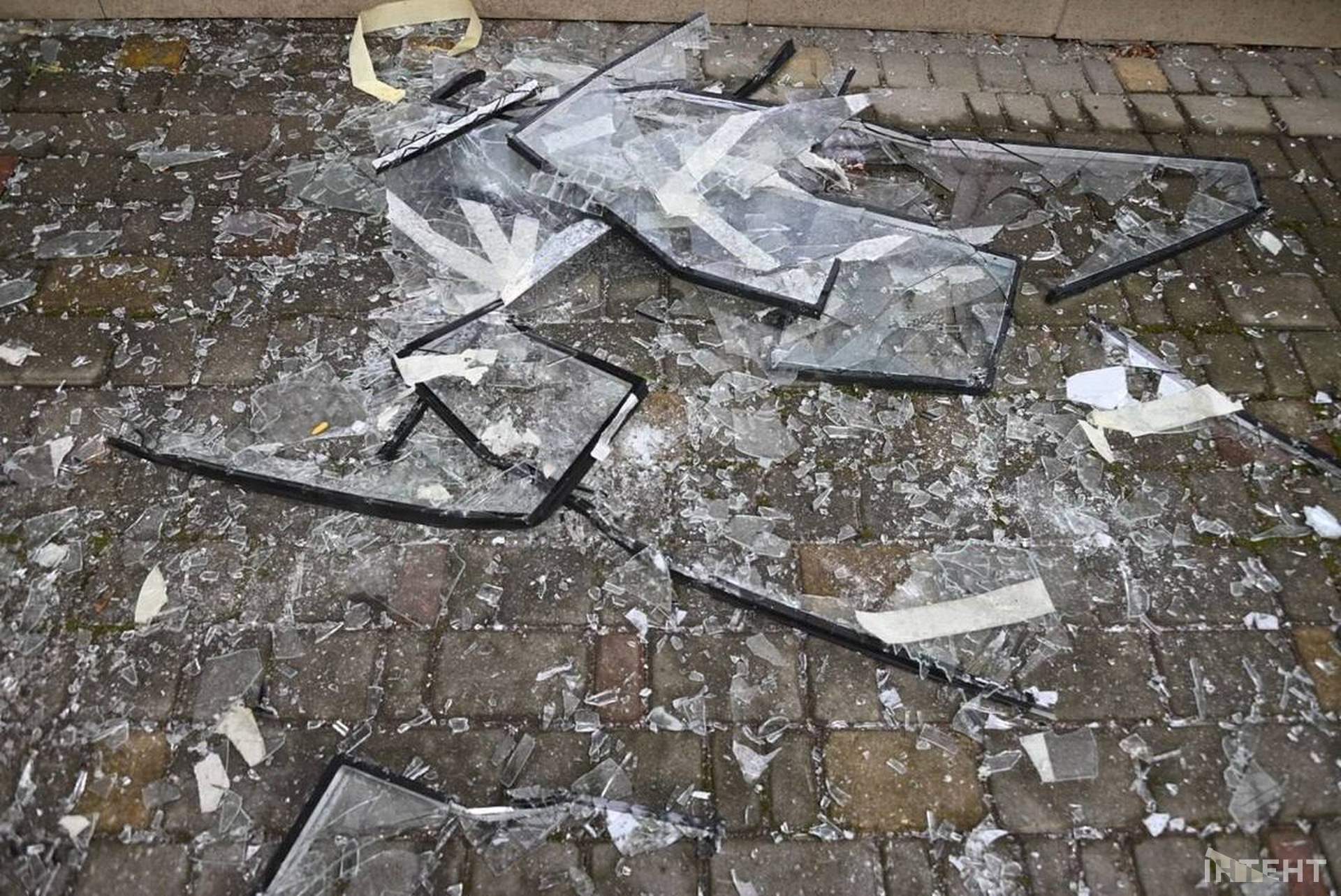 В Одесі росіяни пошкодили лікарню та багатоповерхівку