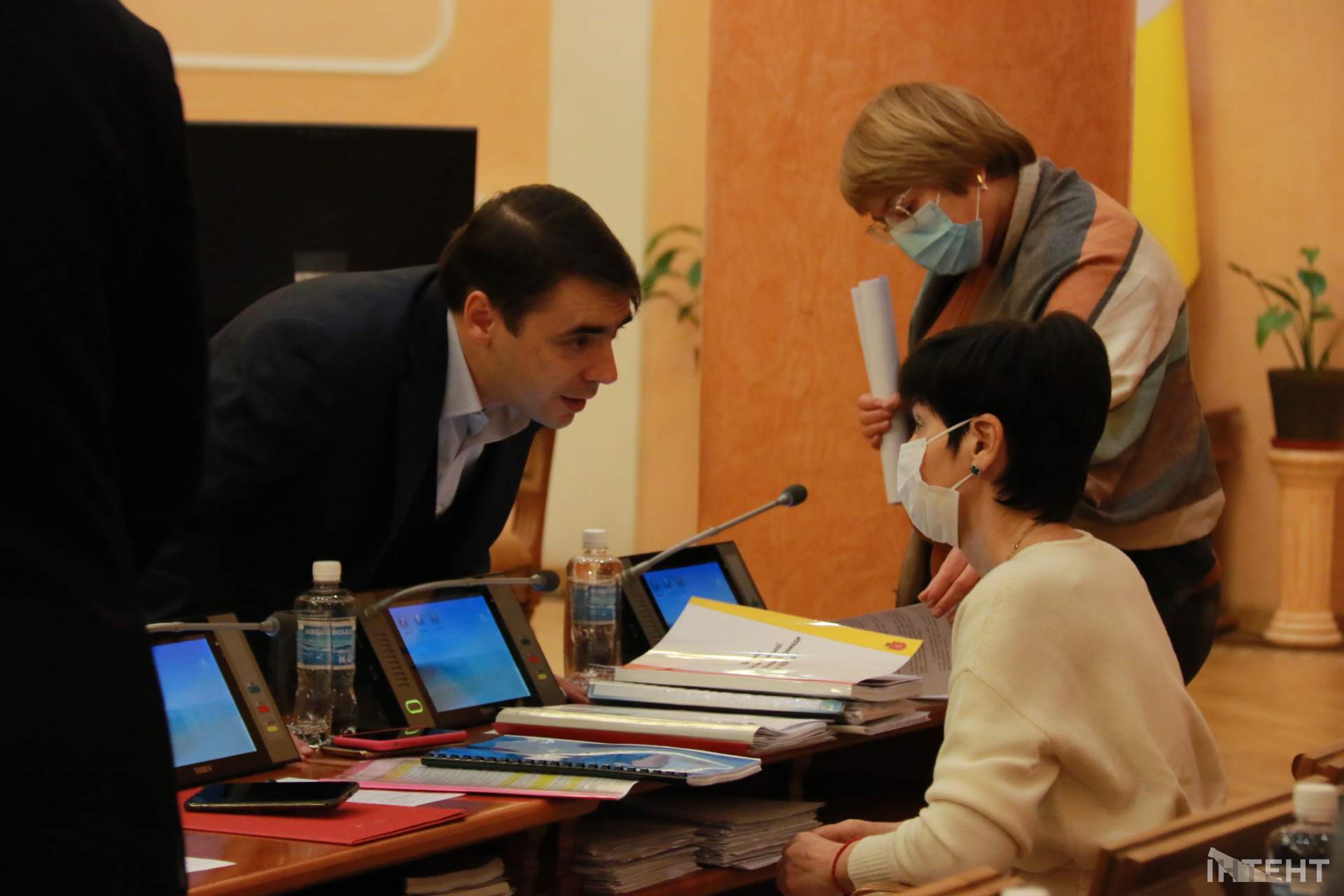 Третя сесія Одеської міської ради в об'єктиві ІзбірКому