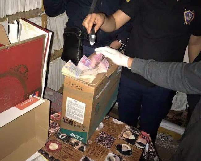 В Одессе во взяточничестве подозревают очередного сотрудника Укртрансбезопасности