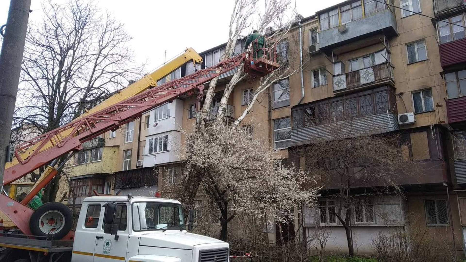 Через негоду на Одещині зранку знеструмлені 28 населених пунктів