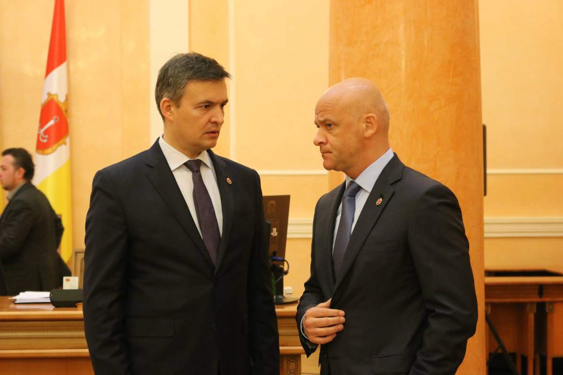 Сессия Одесского горсовета: "майдан" и переполненный зал
