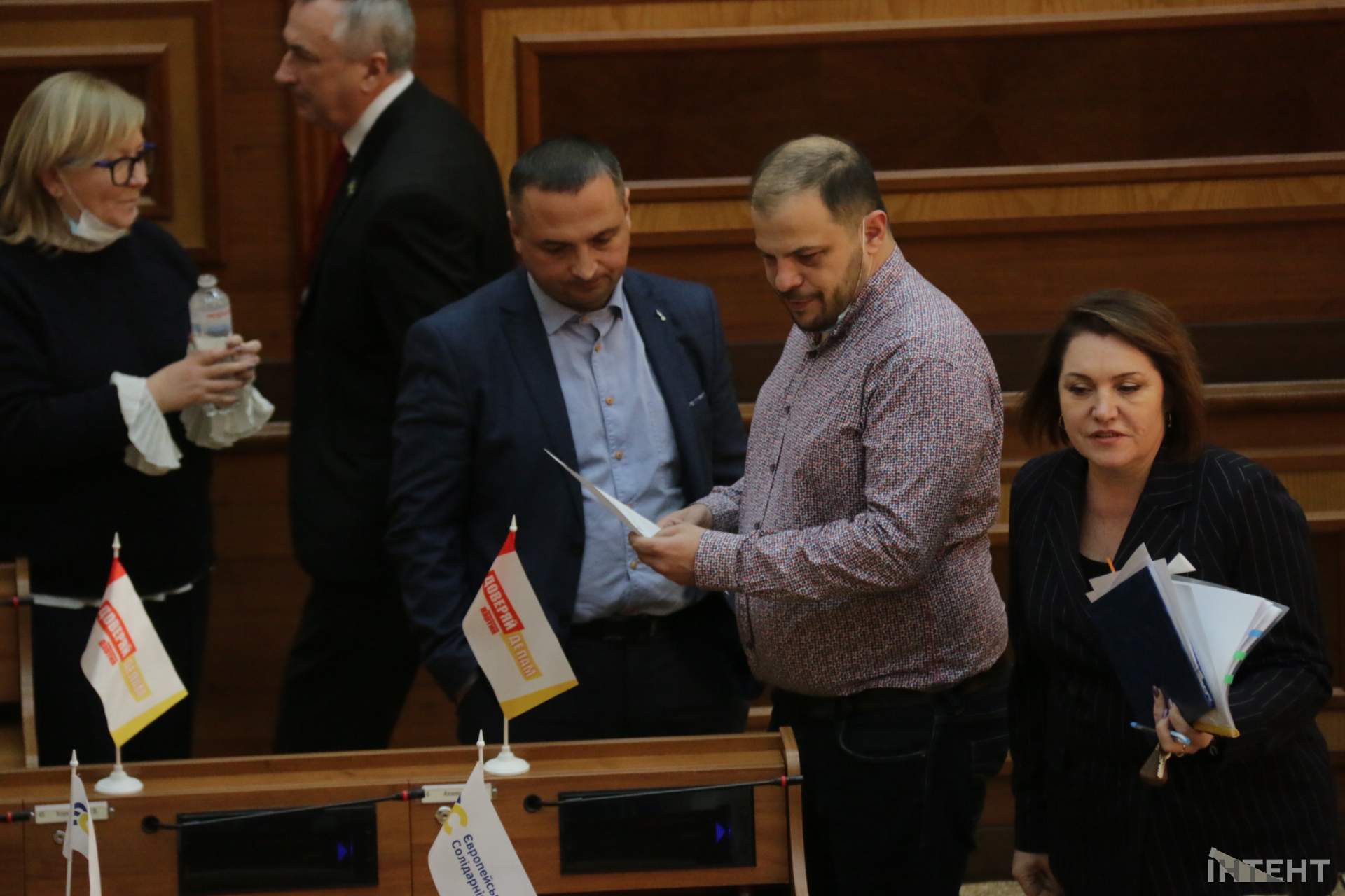 Мітинги та депутати в об'єктиві ІзбірКому