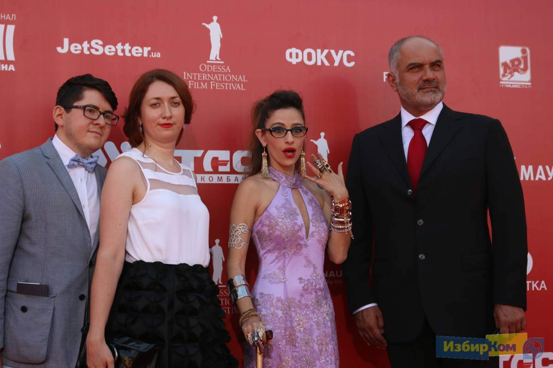 Закрытие Одесского кинофестиваля: красная дорожка без первых лиц и со Жванецким