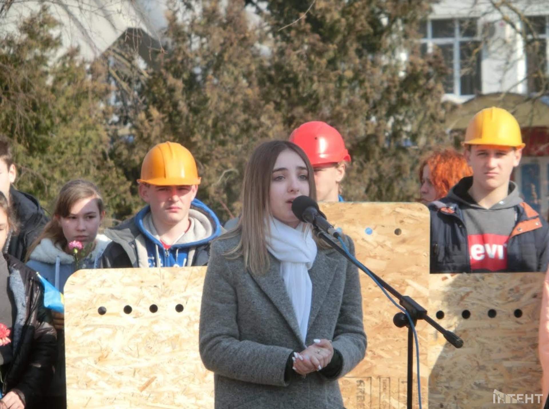 В Роздільній відбувся мітинг-реквієм пам’яті Героїв Небесної Сотні